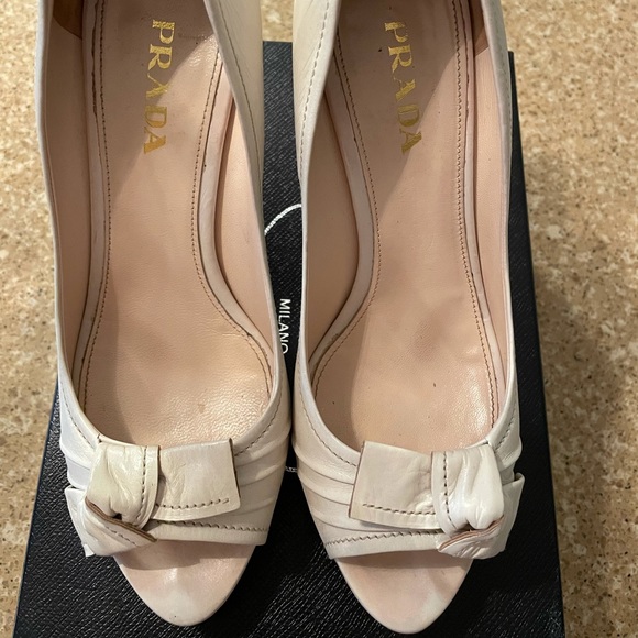 Prada Women High Heel open toes platform shoes in color Talco Sabbia Size 38.5 - Picture 1 of 15